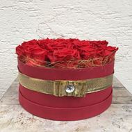 Image sur Boîte à roses – ronde, en rouge, avec 17 roses véritables, stabilisées, en rouge