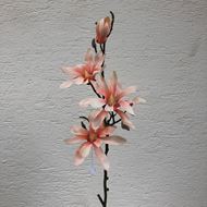 Edler Magnolienzweig (Textilblume) mit lachs Blüten