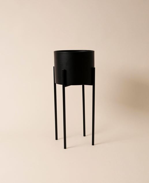 Bild von Stehtopf / Blumentopf mit Beinen aus Metall, matt schwarz