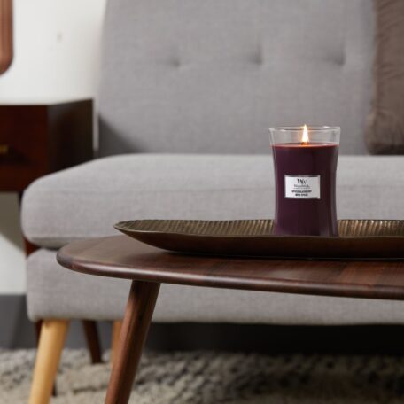 Jarre moyenne aux baies noires épicées