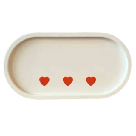 Ovales Tablett, weiss mit roten Herzen