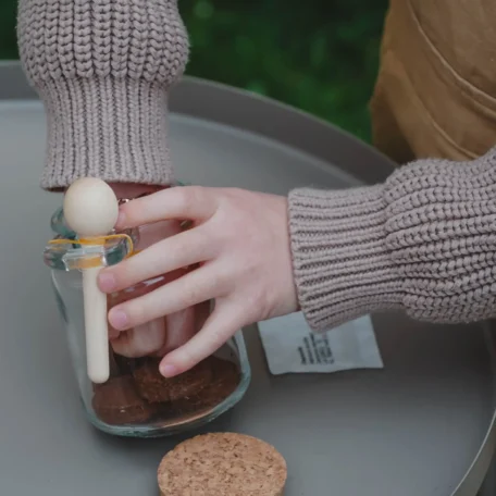 Glasgefäss mit Löffel - Kamille