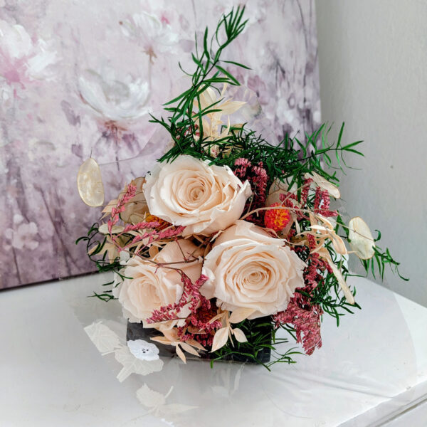 Bouquet de 3 roses stabilisées, champagne