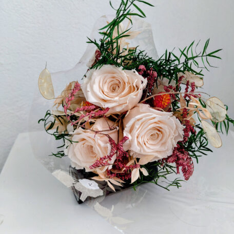Bouquet de 3 roses stabilisées, champagne