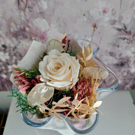 Bouquet de fleurs avec rose stabilisée, champagne