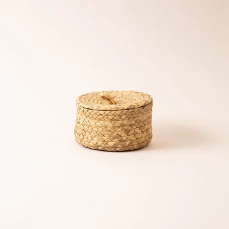 Dunkler Korb mit Deckel, D17cm