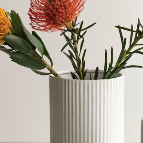 Scandi Vase, gerillt, grau