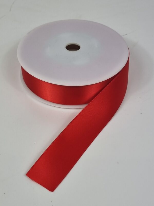 Ruban de satin rouge 25mmx25m