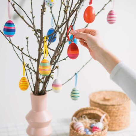 Bricolage des œufs de Pâques do it yourself Deco