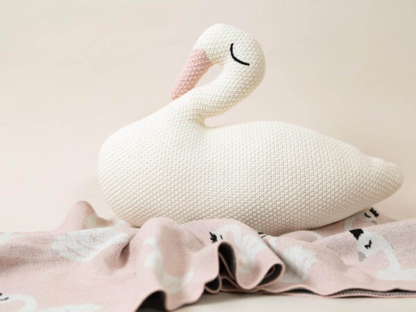 Gestrickte Decke Schwan, 80x100cm – Image 4
