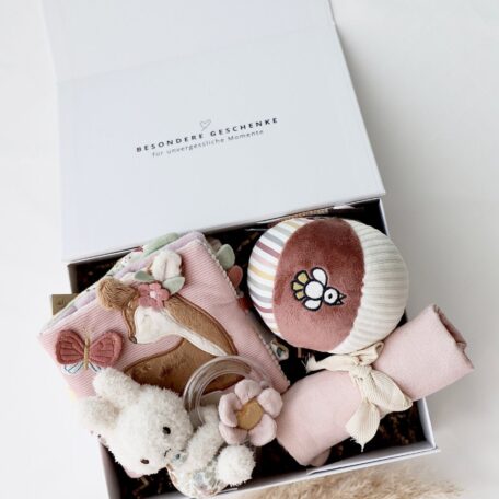 Boîte cadeau bébé 3 - Miffy rose