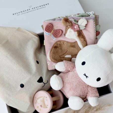 Boîte cadeau bébé 4 - Miffy rose