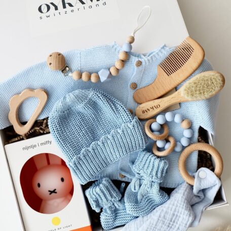 Boîte cadeau bébé bleue 