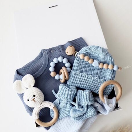 Boîte cadeau bébé bleue 