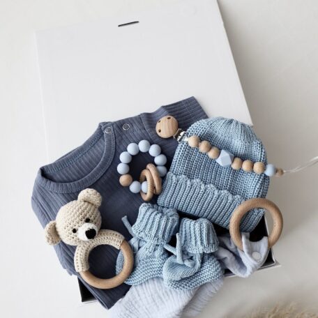 Boîte cadeau bébé bleue 