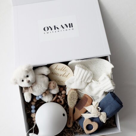 Boîte cadeau bébé bleue 