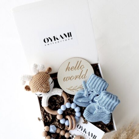 Boîte cadeau bébé bleue 