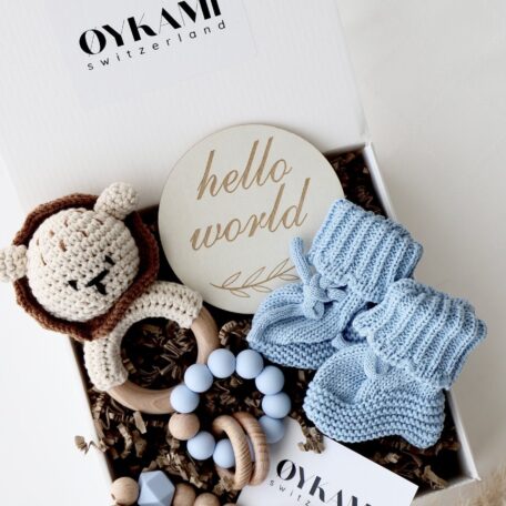 Boîte cadeau bébé bleue 