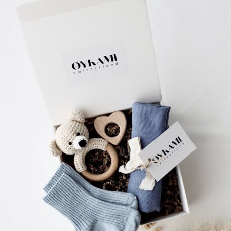 Boîte cadeau bébé bleue 