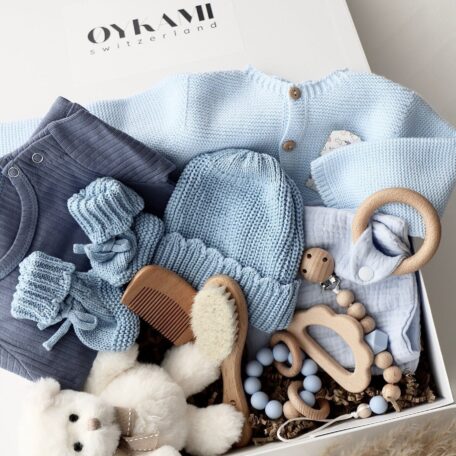 Boîte cadeau bébé bleue 