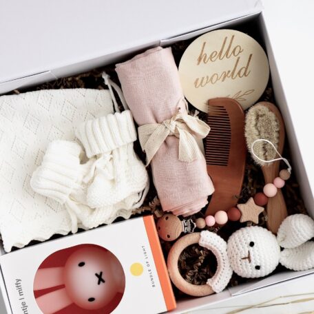 Boîte cadeau bébé fille 