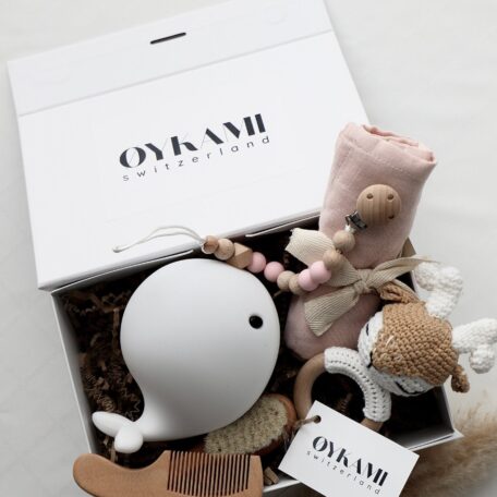 Boîte cadeau bébé fille 