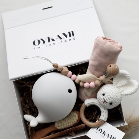 Boîte cadeau bébé fille 