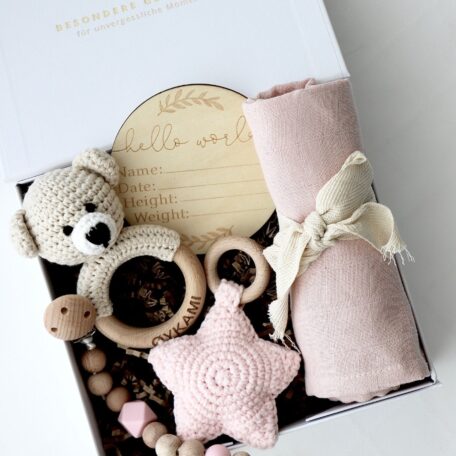 Boîte cadeau bébé fille 