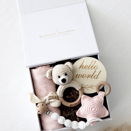 Boîte cadeau bébé fille 