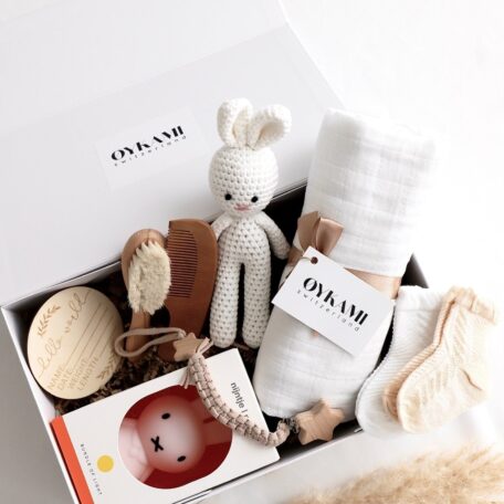 Baby Geschenkbox Neutrale Farben 