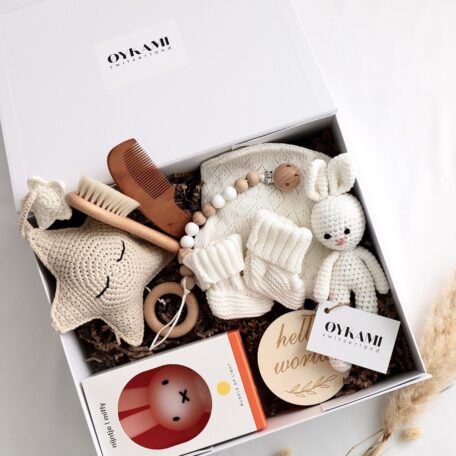 Baby Geschenkbox Neutrale Farben 