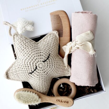 Boîte cadeau bébé rose - 