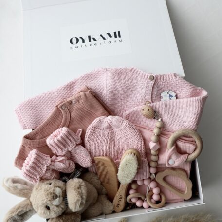 Boîte cadeau bébé rose 