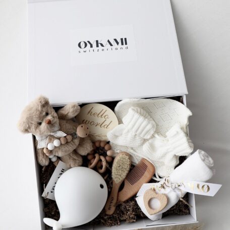Boîte cadeau bébé blanche 