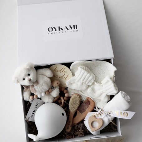 Boîte cadeau bébé blanche 