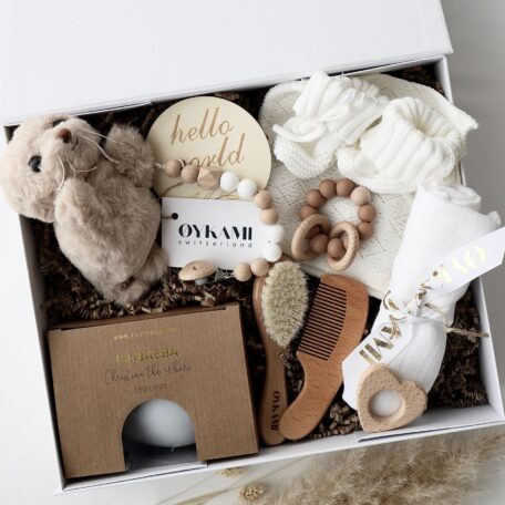 Boîte cadeau bébé blanche 