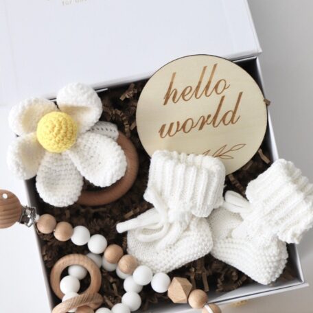 Boîte cadeau bébé blanche 
