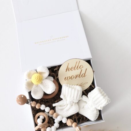 Boîte cadeau bébé blanche 