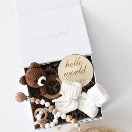 Boîte cadeau bébé blanche 