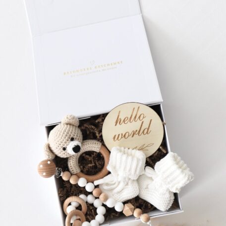 Boîte cadeau bébé blanche 