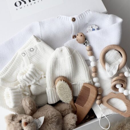 Boîte cadeau bébé blanche 