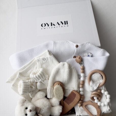 Boîte cadeau bébé blanche 