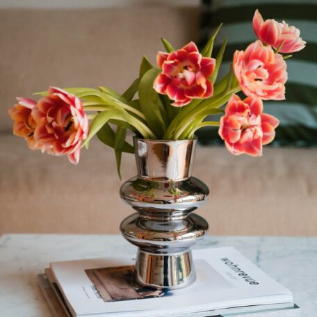 Vase Chrom Silber, skulpturales Design