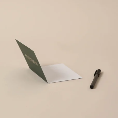 Carte verte à rabat “SUPER DAD”.”