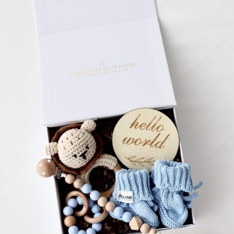 Boîte cadeau bébé bleue 