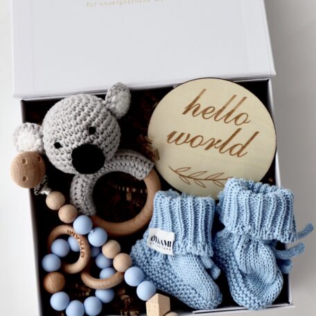 Boîte cadeau bébé bleue 