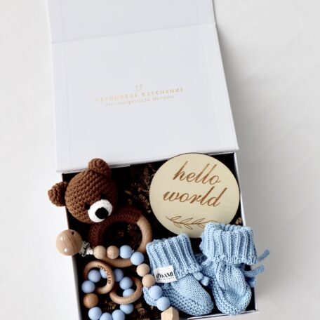 Boîte cadeau bébé bleue 