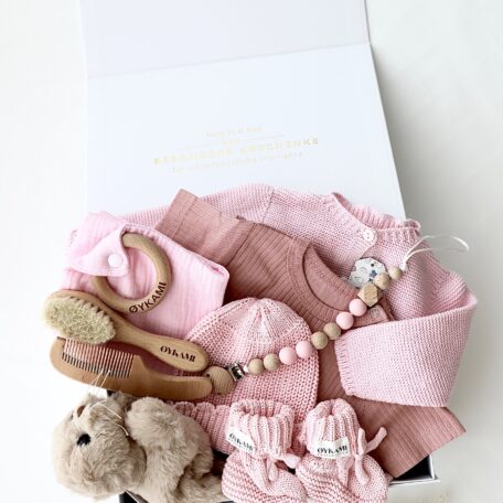 Boîte cadeau bébé rose