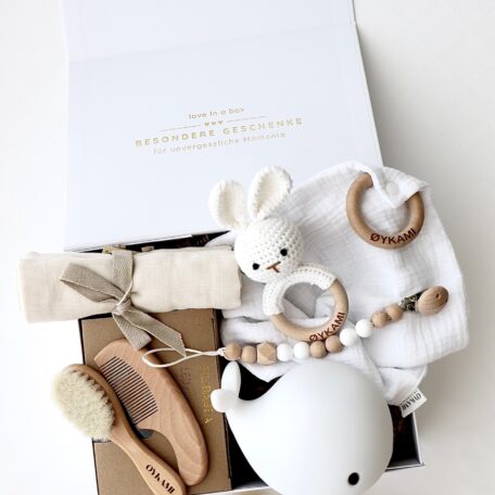 Boîte cadeau bébé blanche 