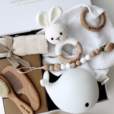 Boîte cadeau bébé blanche 